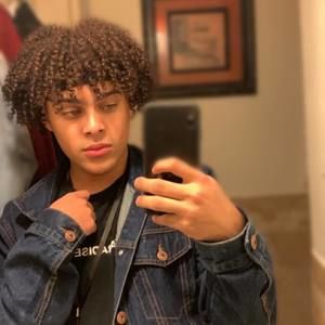 Meet your Posher, Gerald